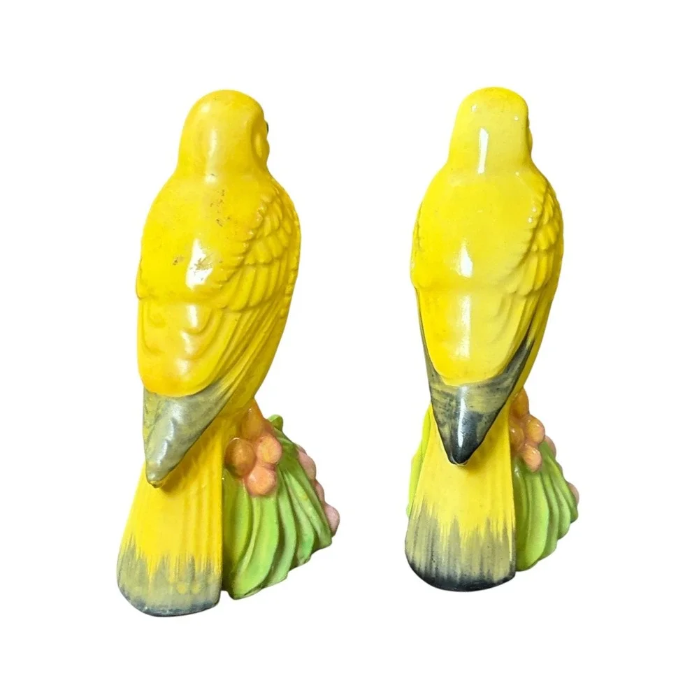 Vintage Yellow Bird Salt Pepper Shakers Ceramic Japan Cute Novelty Decor Set‎